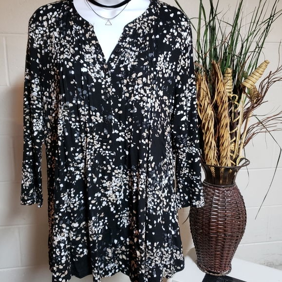 Croft and Barrow Blouse - Picture 1 of 4